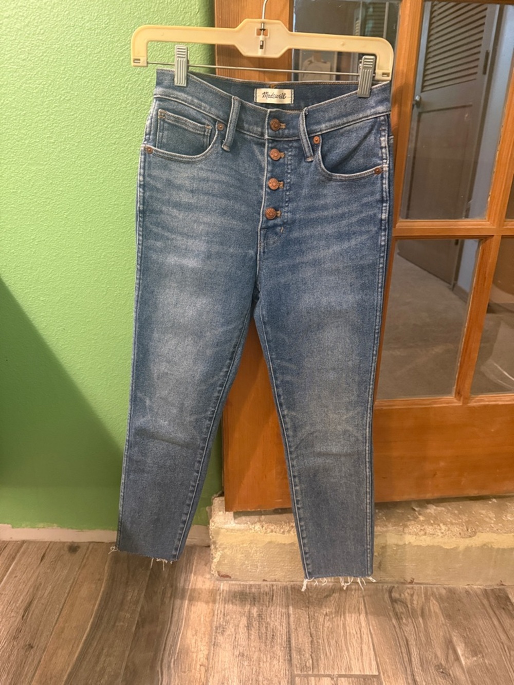 Madewell 10" High-Rise Skinny Jeans in Cordova Wash Button-Front Edition